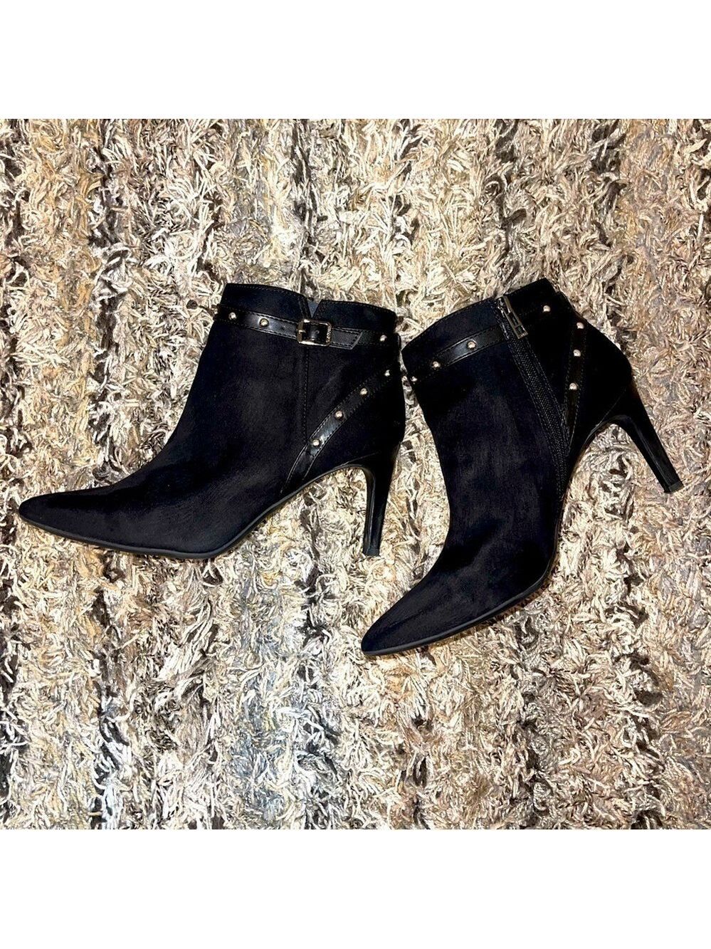 SAM & LIBBY Ankle Boots